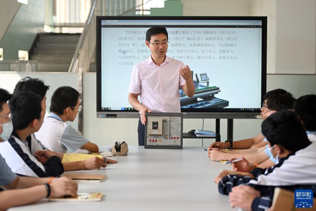 广东麻将推倒胡游戏